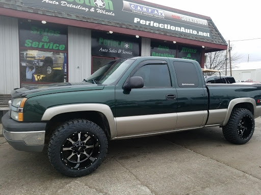 Car Detailing Service «Perfection Auto & Detailing», reviews and photos, 914 E Oakland Ave, Bloomington, IL 61701, USA