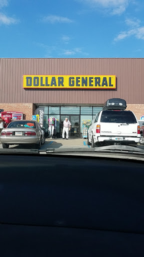 Home Goods Store «Dollar General», reviews and photos, 13327 Evgeny Dr, Dillsboro, IN 47018, USA