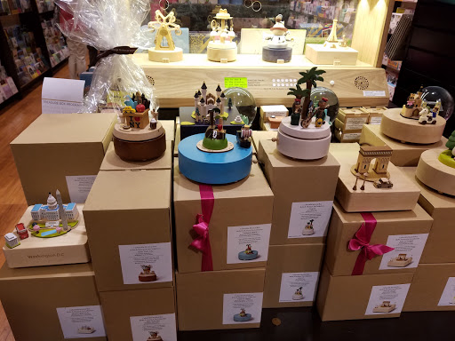 Greeting Card Shop «Papyrus», reviews and photos, 7934 Tysons Corner Center, McLean, VA 22102, USA