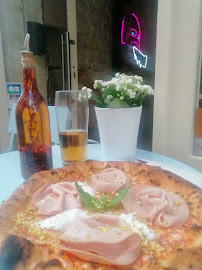 Plats et boissons du Pizzas à emporter Magagna Pizza Corsica à Paris - n°15