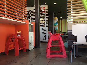 Photo n°20 de McDonald's à Beaucaire ()