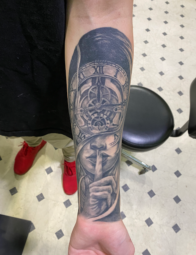 Explore small tattoo name ideas, creative tattoo ideas in Evansville, available at Ink Therapy 101