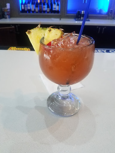 Movie Theater «Studio Movie Grill», reviews and photos, 2880 Holcomb Bridge Rd, Alpharetta, GA 30022, USA