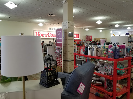 Department Store «T.J. Maxx & HomeGoods», reviews and photos, 2314 Remi Dr, Melbourne, FL 32940, USA