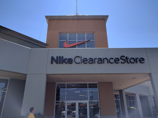 Sporting Goods Store «Nike Clearance Store», reviews and photos, 1275 Marina Blvd, San Leandro, CA 94577, USA