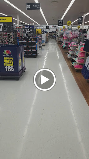 Department Store «Walmart Supercenter», reviews and photos, 3002 Stacy Allison Way, Woodburn, OR 97071, USA