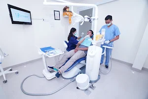 confident dental care padma image