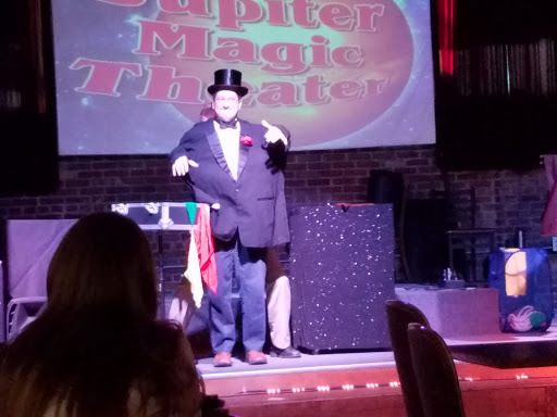 Pizza Restaurant «Jupiter Studios & Bistro», reviews and photos, 346 E Main St, Alliance, OH 44601, USA