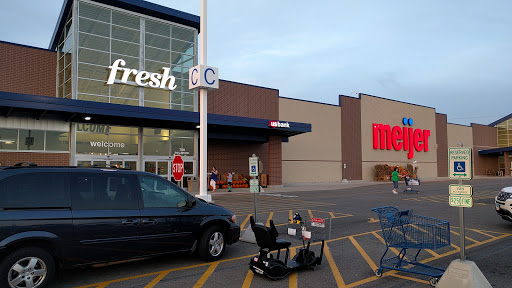 Grocery Store «Meijer», reviews and photos, 750 E Rollins Rd, Round Lake Beach, IL 60073, USA