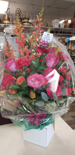 Florist «Sawmill Florist», reviews and photos, 7370 Sawmill Rd, Columbus, OH 43235, USA