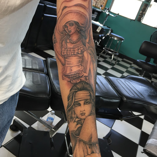 Tattoo Shop «Norwalk Tattoo Studio», reviews and photos, 11669 Firestone Blvd, Norwalk, CA 90650, USA