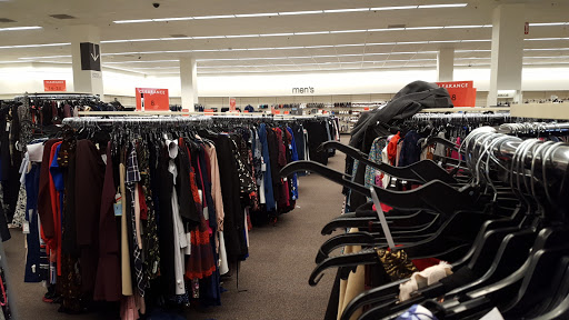 Department Store «Nordstrom Rack Tanasbourne Town Center», reviews and photos, 18100 NW Evergreen Pkwy, Beaverton, OR 97006, USA