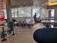 Atmosphère du Restauration rapide McDonald's à Montereau-Fault-Yonne - n°1