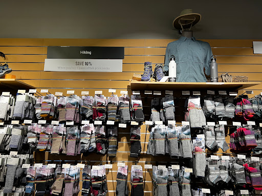 Camping Store «REI», reviews and photos, 63 W Aylesbury Rd, Timonium, MD 21093, USA