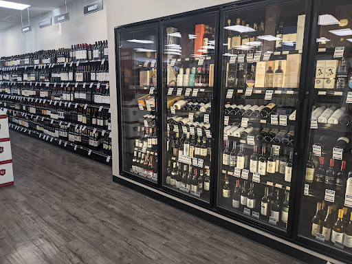 Liquor Store «Top Ten Liquors», reviews and photos, 5111 Excelsior Blvd, St Louis Park, MN 55416, USA