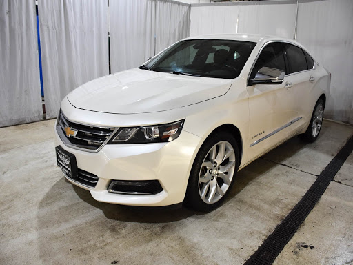 Used Car Dealer «Luxury AutoMax», reviews and photos, 17651 Oak Park Ave, Tinley Park, IL 60477, USA