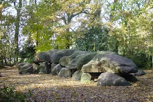 Dolmen D27 image