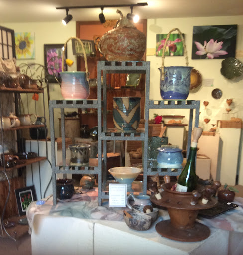 Craft Store «Brushy Fork Creek Gallery», reviews and photos, 1550 Pleasant Greenhill Rd, Crofton, KY 42217, USA