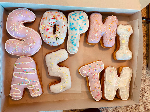 Donut Shop «Daily Fresh Donuts», reviews and photos, 1154 W Yosemite Ave, Manteca, CA 95337, USA