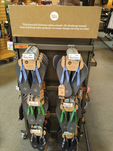 Camping Store «REI», reviews and photos, 12218 E Foothill Blvd, Rancho Cucamonga, CA 91739, USA