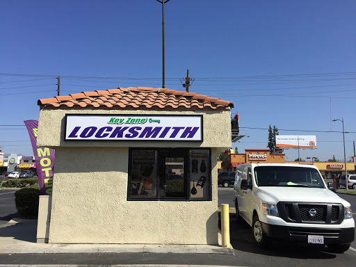 Locksmith «Key Zone Locksmith», reviews and photos, 20902 Roscoe Blvd, Canoga Park, CA 91304, USA