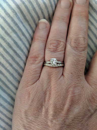 Jeweler «Medawar Jewelers», reviews and photos, 3206 W Silver Lake Rd, Fenton, MI 48430, USA