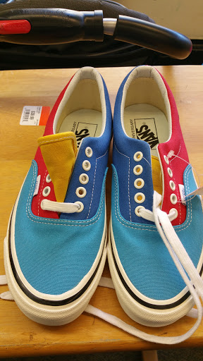 Thrift Store «MyUnique», reviews and photos, 218 W 234th St, Bronx, NY 10463, USA