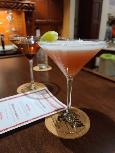 Cocktail Bar «North Shore Distillery, LLC», reviews and photos, 13990 Rockland Rd, Libertyville, IL 60048, USA