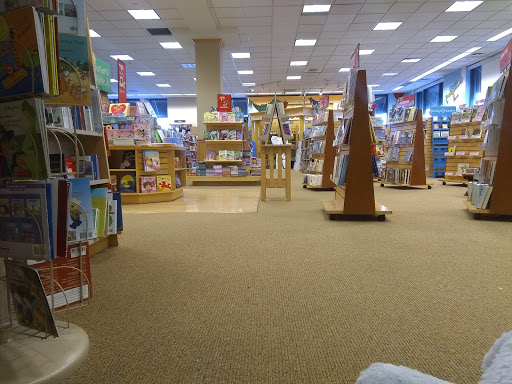 Book Store «Barnes & Noble Booksellers Sugarhouse», reviews and photos, 1104 E 2100 S, Salt Lake City, UT 84106, USA
