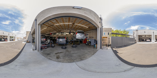 RM Automotive image