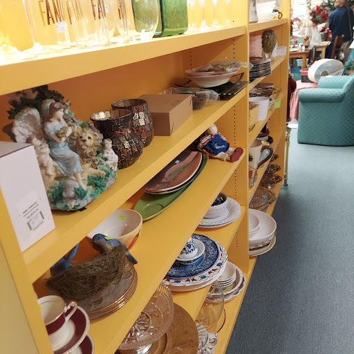 Donations Center «Seattle Childrens Kent Bargain Boutique», reviews and photos