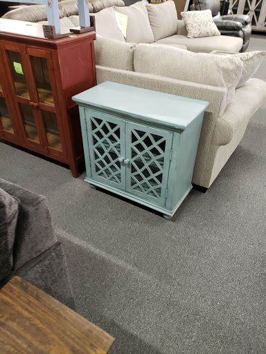 Furniture Store «Furniture & Cabinet Outlet Center», reviews and photos, 7716 Service Center Dr, West Chester Township, OH 45069, USA