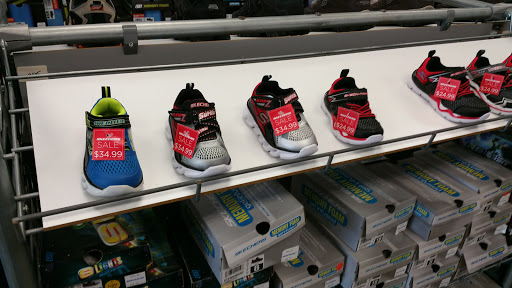 Shoe Store «SKECHERS Factory Outlet», reviews and photos, 10515 N Mopac Expy #140, Austin, TX 78759, USA