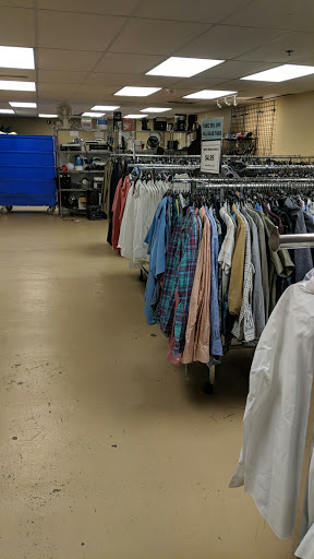 Thrift Store «The Goodwill Store», reviews and photos, 230 Elm St, Somerville, MA 02144, USA