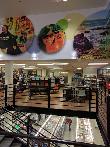 Book Store «UC Davis Stores», reviews and photos, 1 Shields Ave, Davis, CA 95616, USA