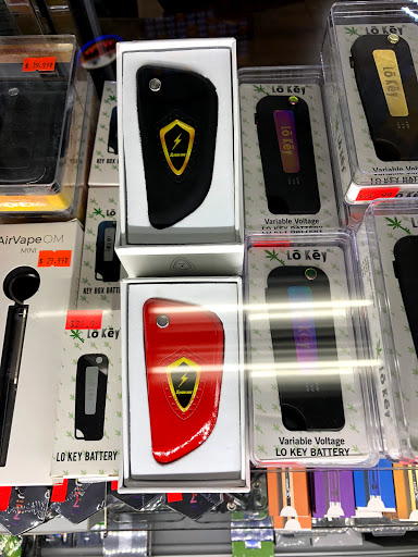 Tobacco Shop «Smoke 4 Less», reviews and photos, 909 S Central Ave, Compton, CA 90220, USA