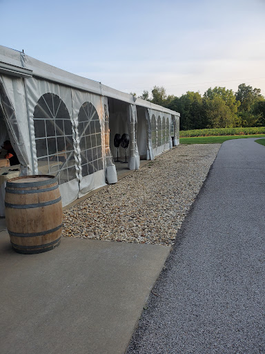 Winery «The Weingarten», reviews and photos, 1780 IL-15, Belleville, IL 62221, USA