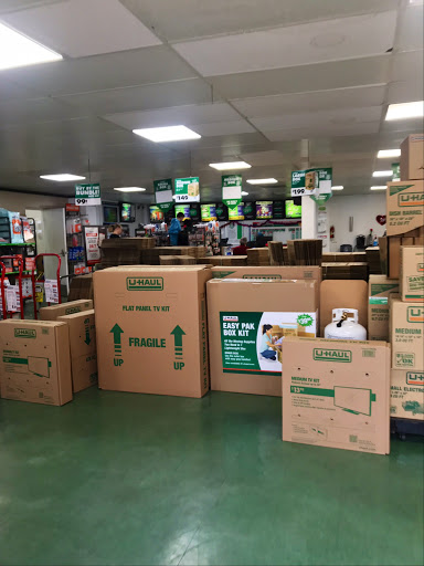 Truck Rental Agency «U-Haul Moving & Storage of Chatsworth», reviews and photos, 21326 Devonshire St, Chatsworth, CA 91311, USA