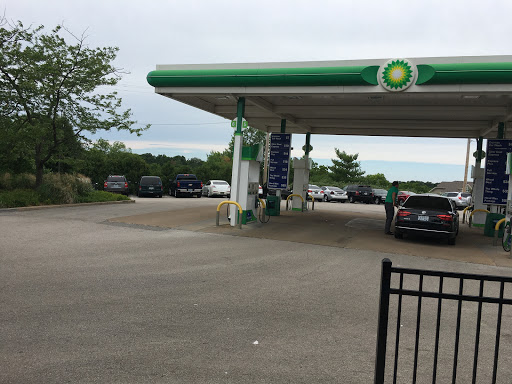 Car Wash «Waterway Gas & Wash», reviews and photos, 10559 Old Olive Street Rd, Creve Coeur, MO 63141, USA