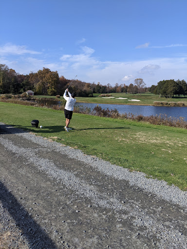 Golf Course «Twin Lakes Golf Course», reviews and photos, 6201 Union Mill Rd, Clifton, VA 20124, USA