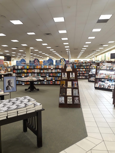 Shopping Mall «The Forum on Peachtree Parkway», reviews and photos, 5155 Peachtree Pkwy, Peachtree Corners, GA 30092, USA