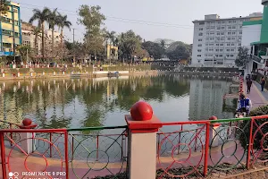 Laldighi Park image