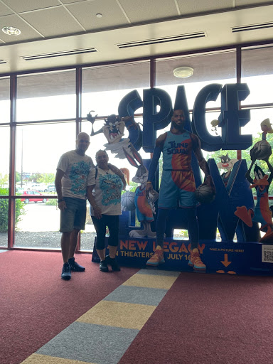 Movie Theater «Cinemark Western Hills 14», reviews and photos, 5870 Harrison Ave, Cincinnati, OH 45248, USA