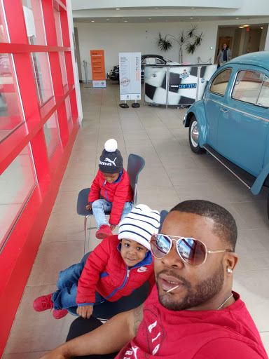 Volkswagen Dealer «Young Volkswagen Mazda», reviews and photos, 191 Commerce Park Dr, Easton, PA 18045, USA