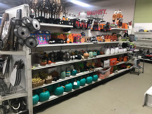 Thrift Store «Goodwill», reviews and photos