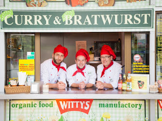 WITTY'S Bio Currywurst am Flughafen BER