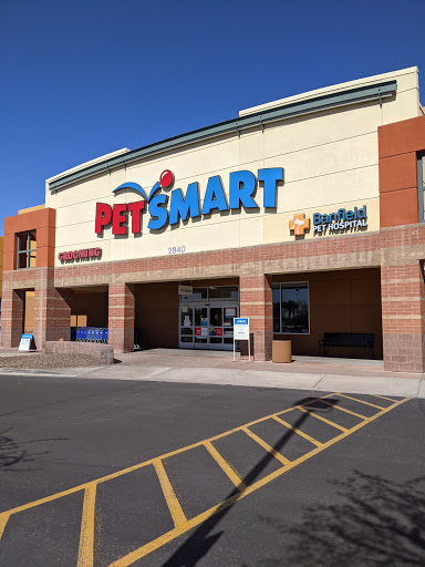 Pet Supply Store «PetSmart», reviews and photos, 2840 W Chandler Blvd, Chandler, AZ 85224, USA
