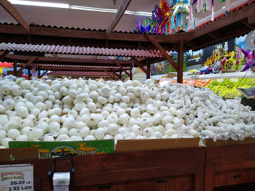 Mexican Grocery Store «La Unica SuperCenter», reviews and photos, 6119 White Horse Rd #3, Greenville, SC 29611, USA