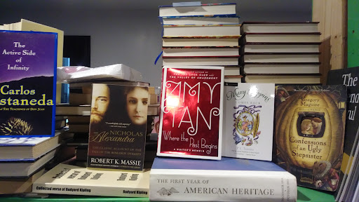 Book Store «Dead Tree Books», reviews and photos, 5645 S Flores St #105, San Antonio, TX 78214, USA