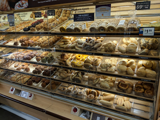 Grocery Store «Stop & Shop», reviews and photos, 105 Alewife Brook Pkwy, Somerville, MA 02144, USA